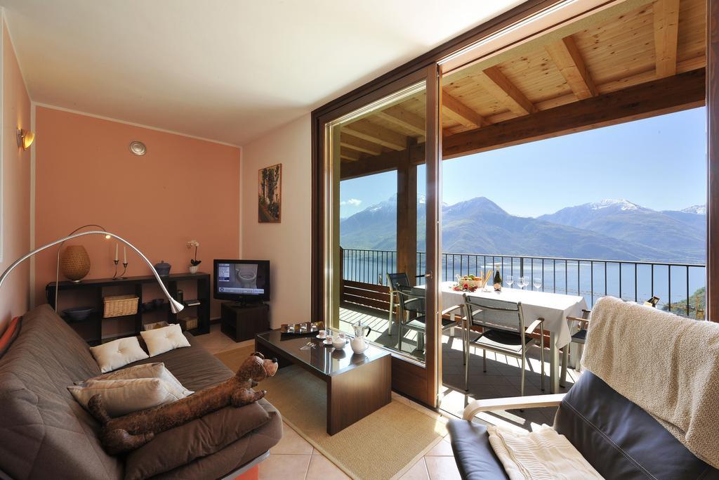 Residence Borgo La Sorgente Gravedona Bagian luar foto