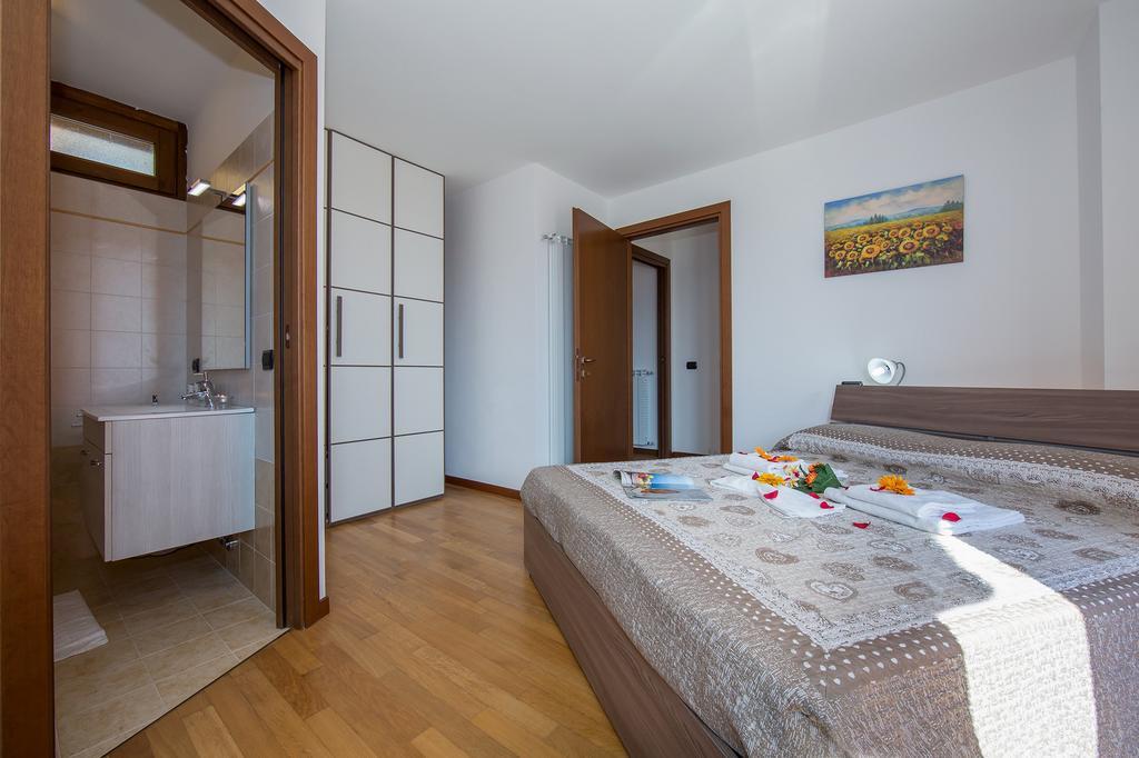 Residence Borgo La Sorgente Gravedona Bagian luar foto